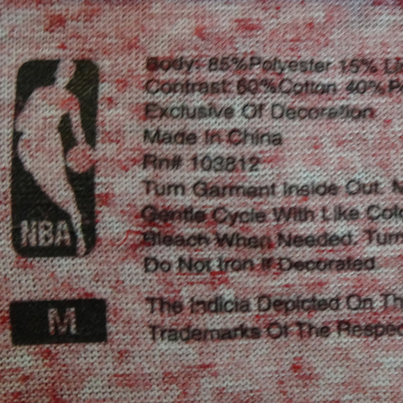 NBA Cleveland Cavaliers Wine & Gold L/S Medium - Picture 4 of 5